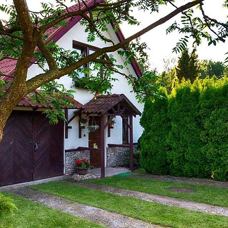 Dom Piasutno Villa Exterior photo